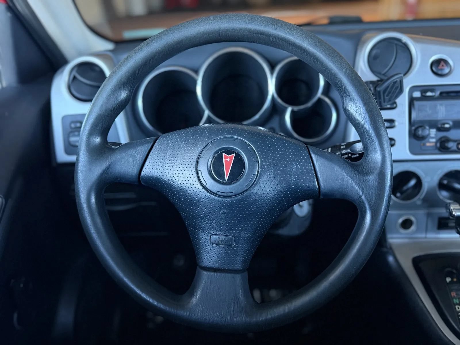 Used 2006 Pontiac Vibe FWD image 19