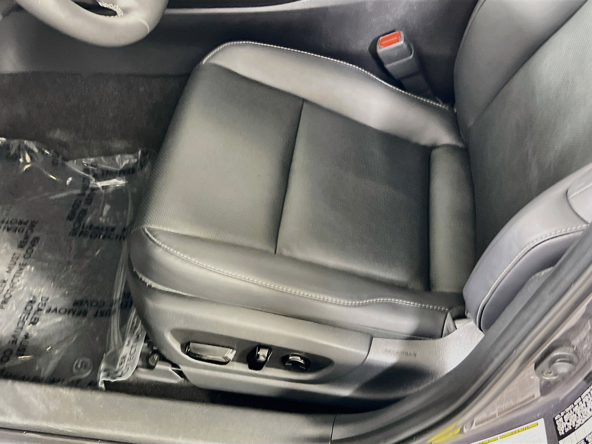 Used 2022 Lexus UX 250h w/ Premium Package AWD/4WD image 18