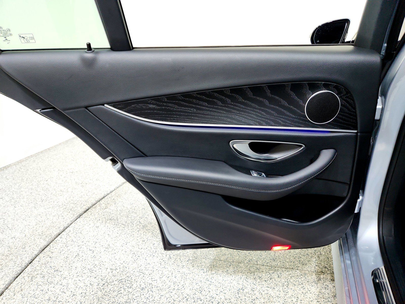 Used 2022 Mercedes-Benz E 350 E 350 w/ AMG Line Exterior image 21