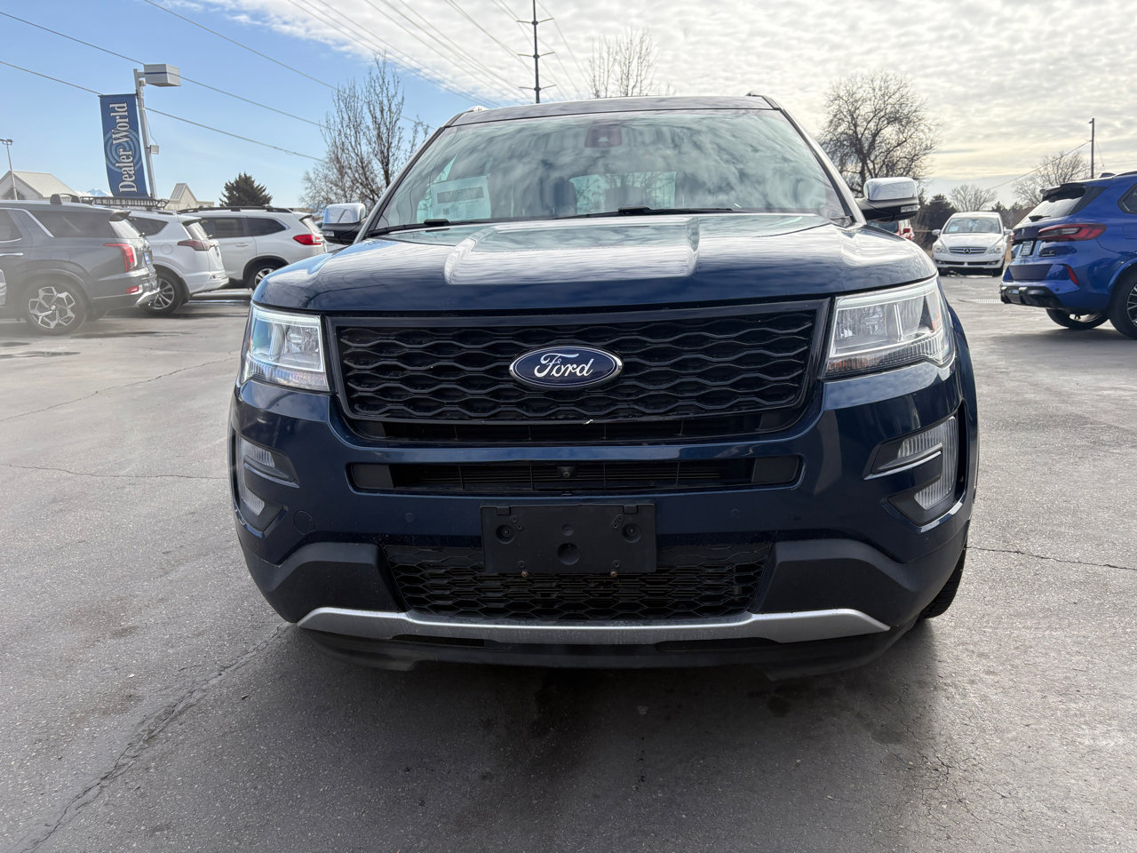 Used 2017 Ford Explorer Platinum image 29