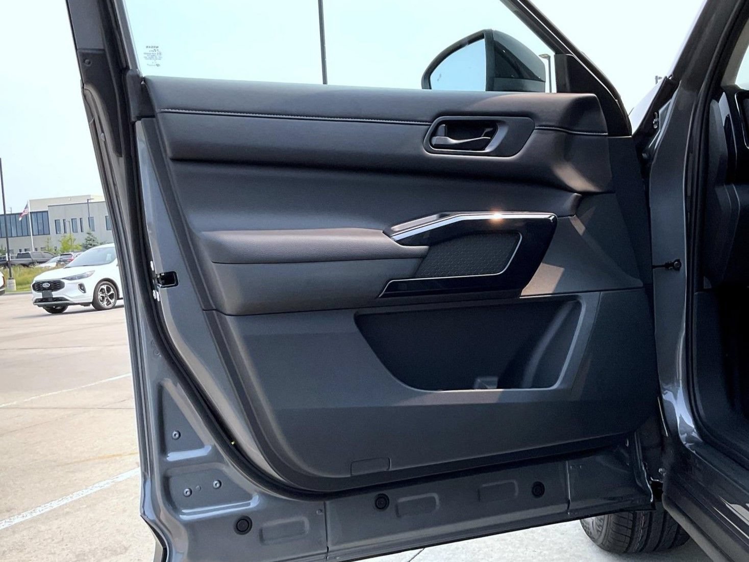 New 2026 Nissan Pathfinder SV AWD/4WD image 9