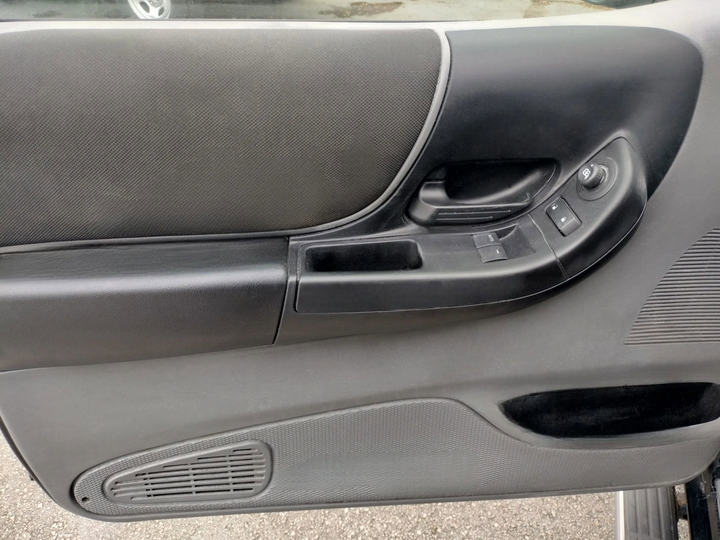 Used 2010 Ford Ranger Sport RWD image 11