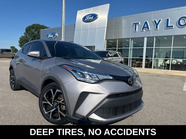 Used 2020 Toyota C-HR XLE FWD image 3