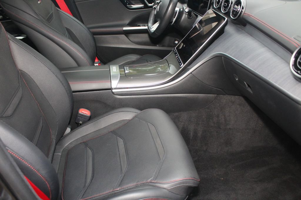 Used 2024 Mercedes-Benz C 43 AMG 4MATIC Sedan image 3
