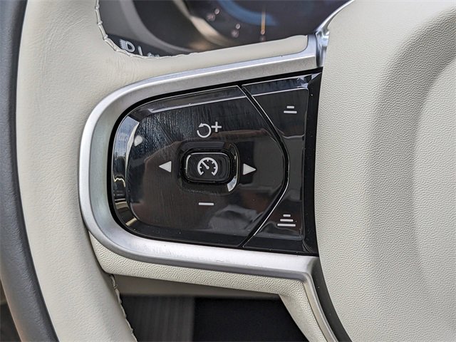 New 2025 Volvo XC60 T8 Plus w/ Climate Package image 28