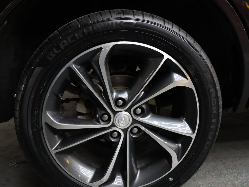 Used 2021 Buick Encore GX Select image 31