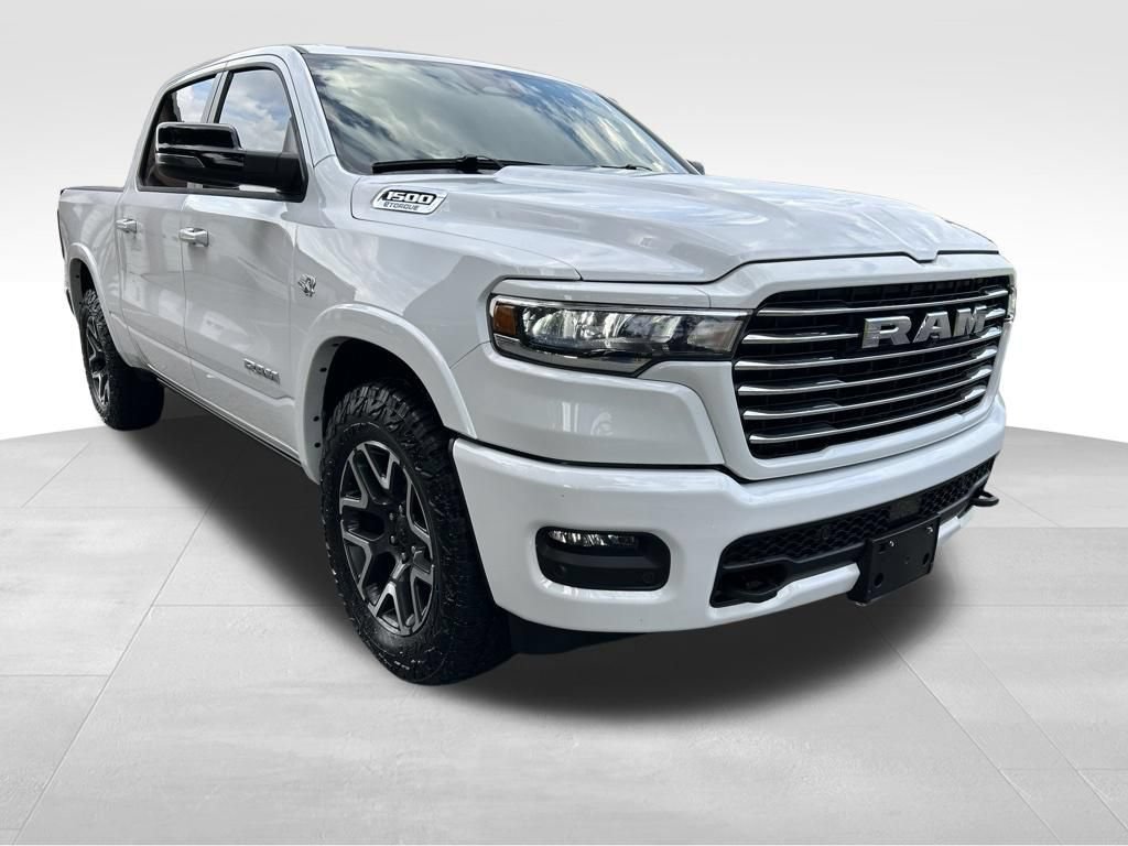 Used 2026 RAM 1500 Laramie AWD/4WD image 9