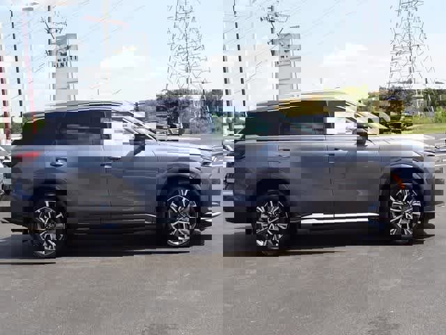 New 2026 INFINITI QX60 Luxe w/ Cargo Package image 4