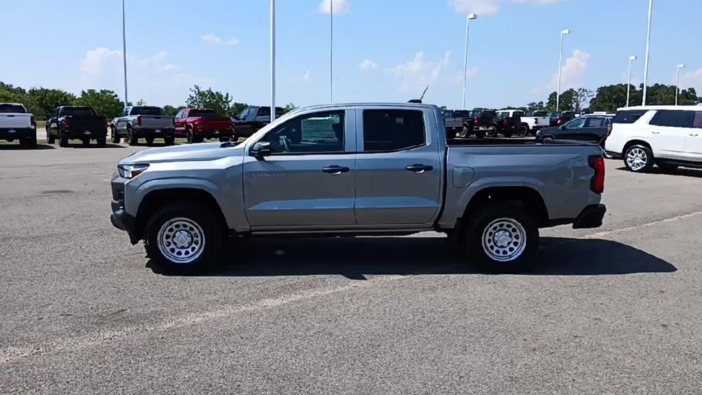 New 2026 Chevrolet Colorado W/T image 5