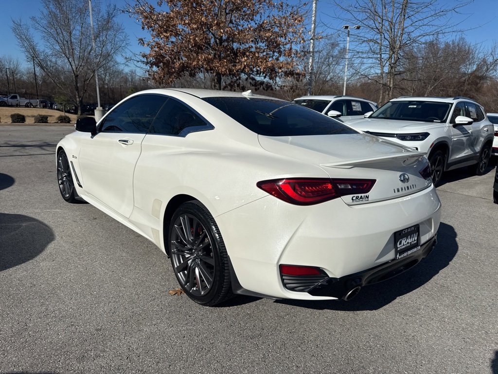 Used 2017 INFINITI Q60 Red Sport 400 image 6