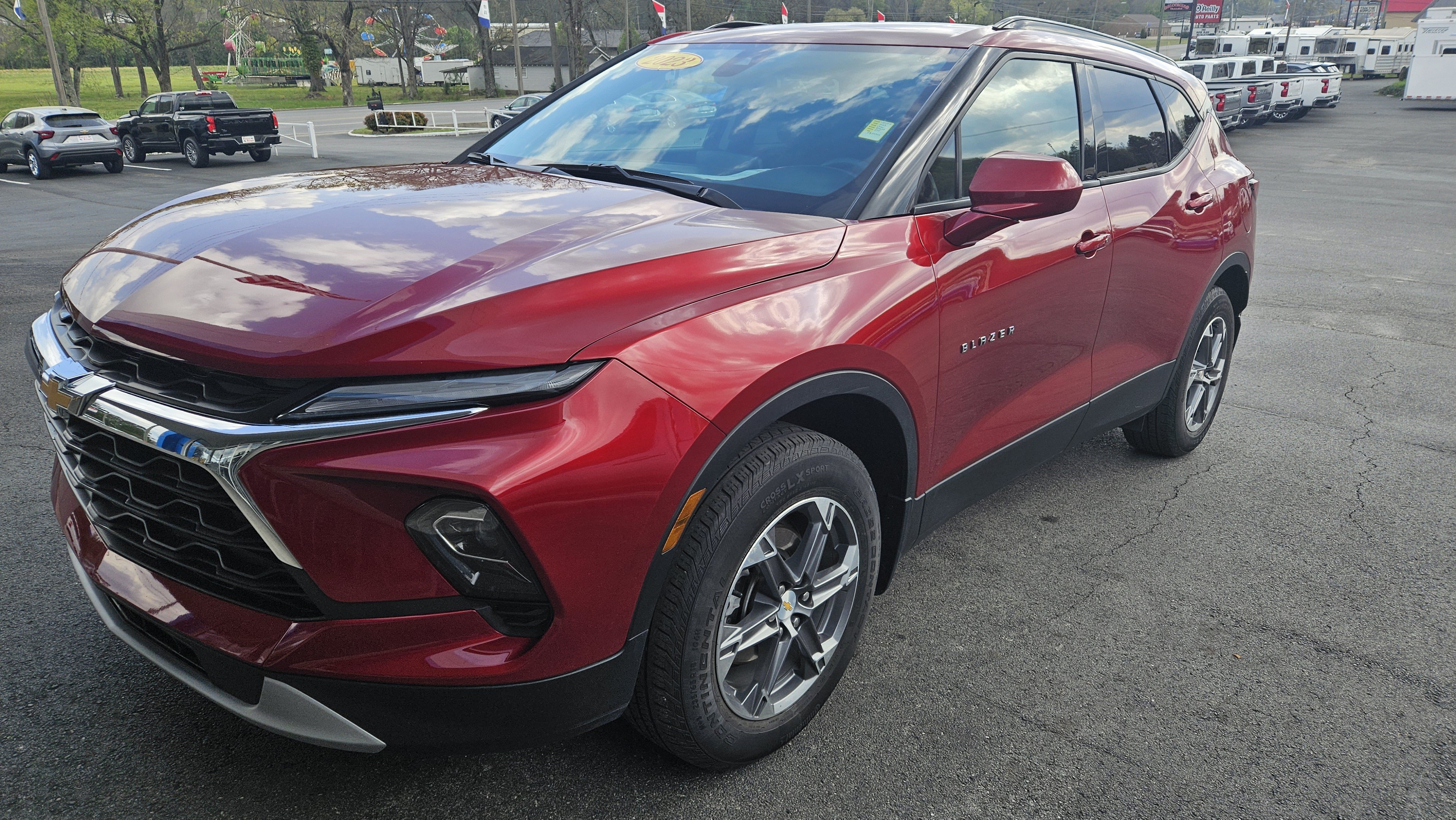 Used 2023 Chevrolet Blazer LT w/ Convenience Package FWD image 2