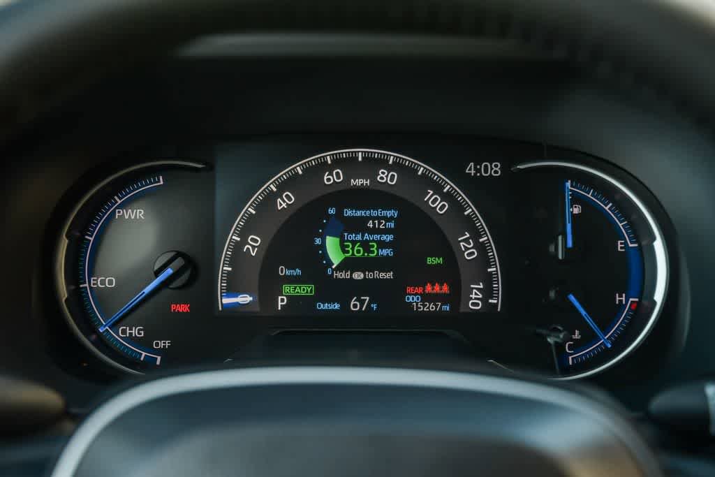 Used 2025 Toyota RAV4 XSE w/ Weather Package AWD/4WD image 22