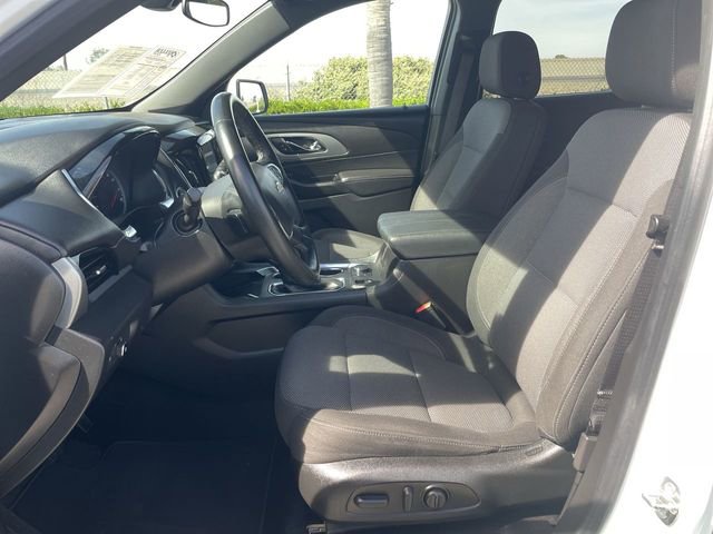 Used 2023 Chevrolet Traverse LT image 18