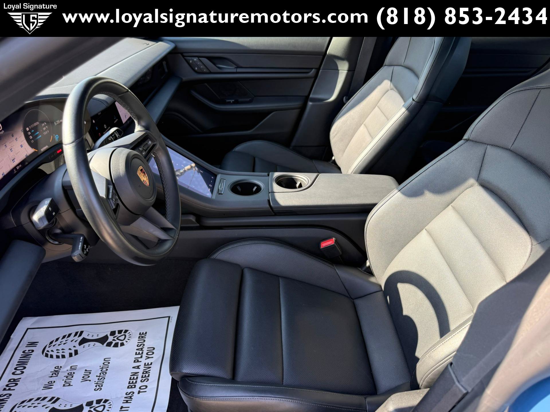 Used 2022 Porsche Taycan RWD image 18