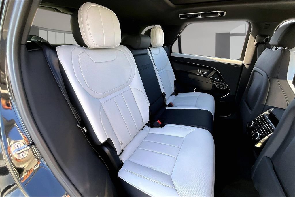 Used 2023 Land Rover Range Rover Sport SE Dynamic AWD/4WD image 23