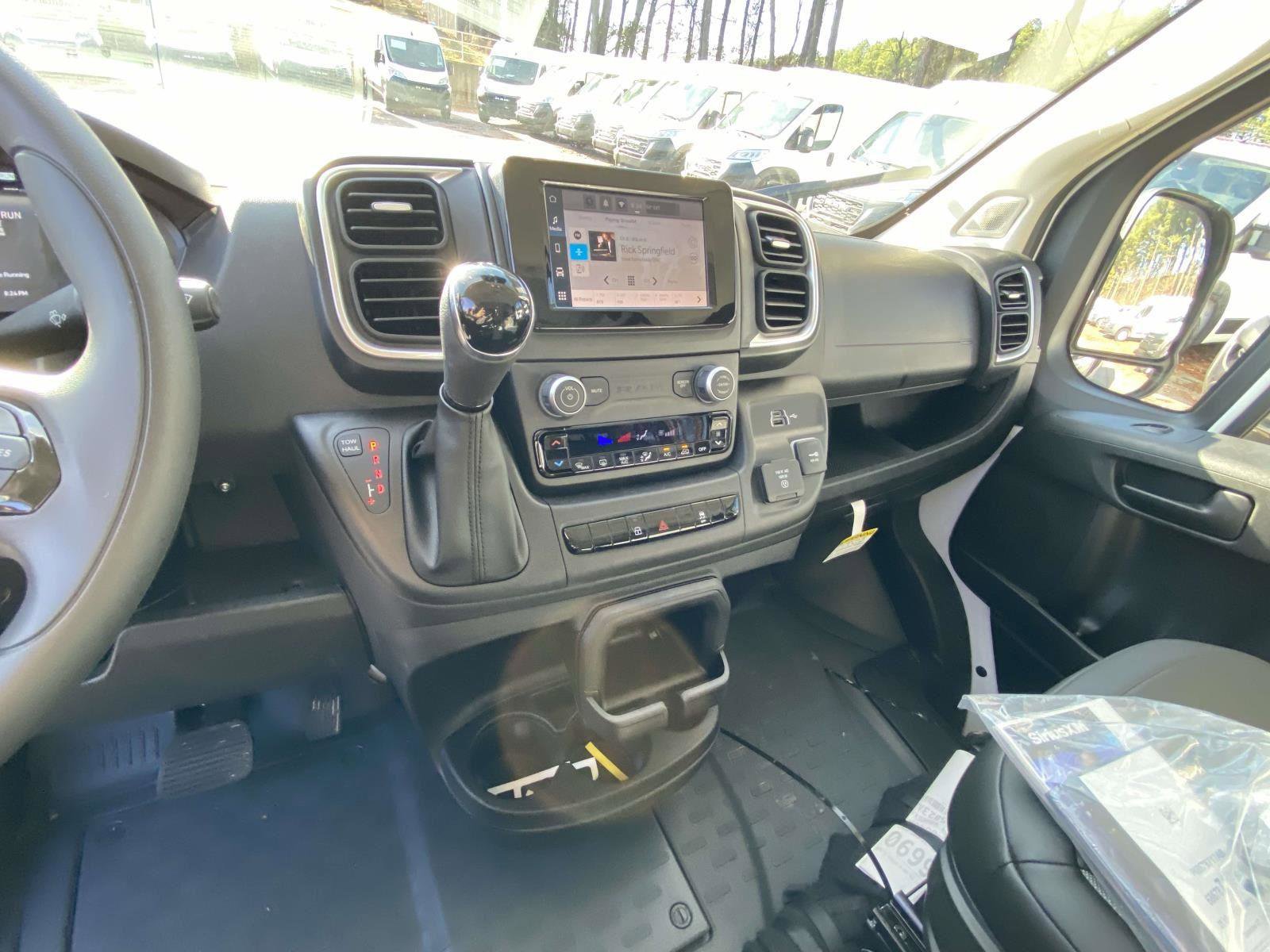 Used 2025 RAM ProMaster 2500 w/ Quick Order Package 22G SLT image 17