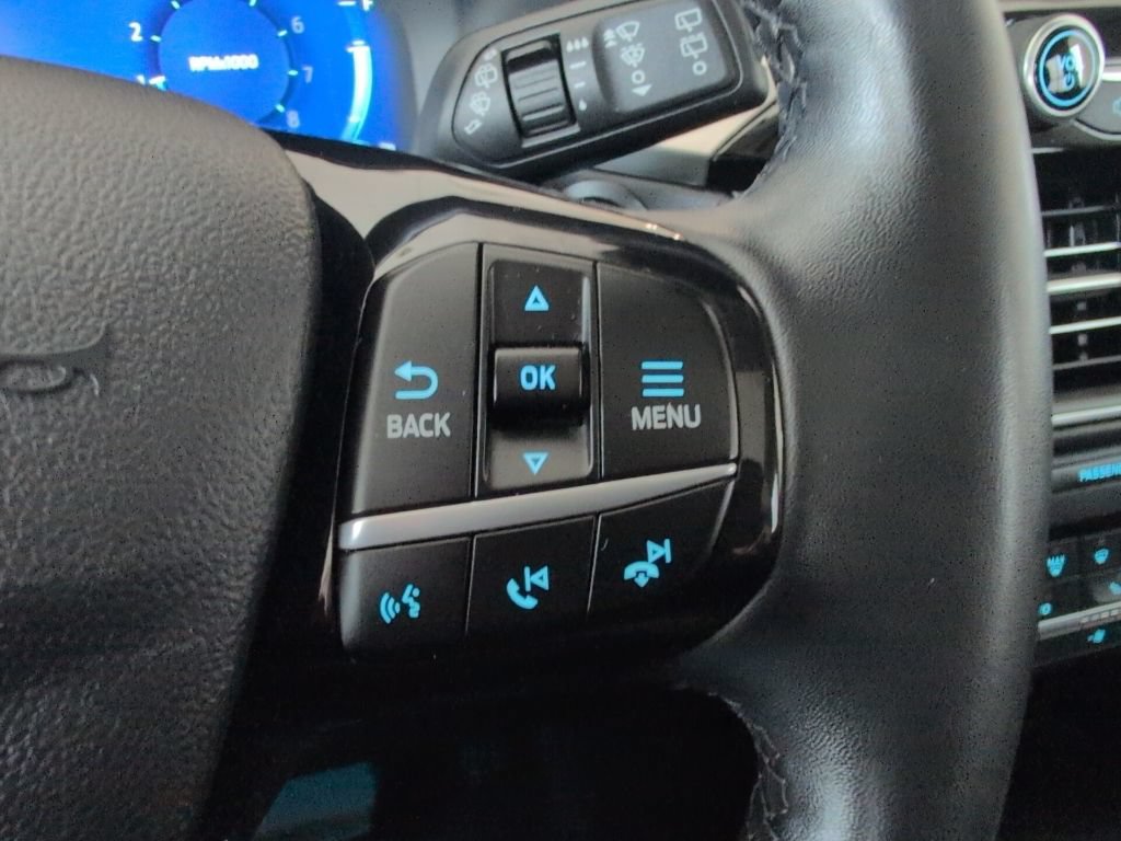 Used 2022 Ford Escape Titanium w/ Class II Trailer Tow Package AWD/4WD image 15