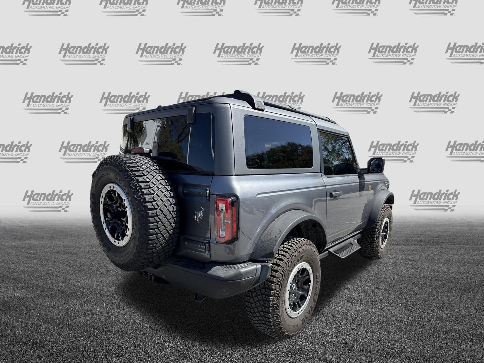Used 2024 Ford Bronco Badlands image 9