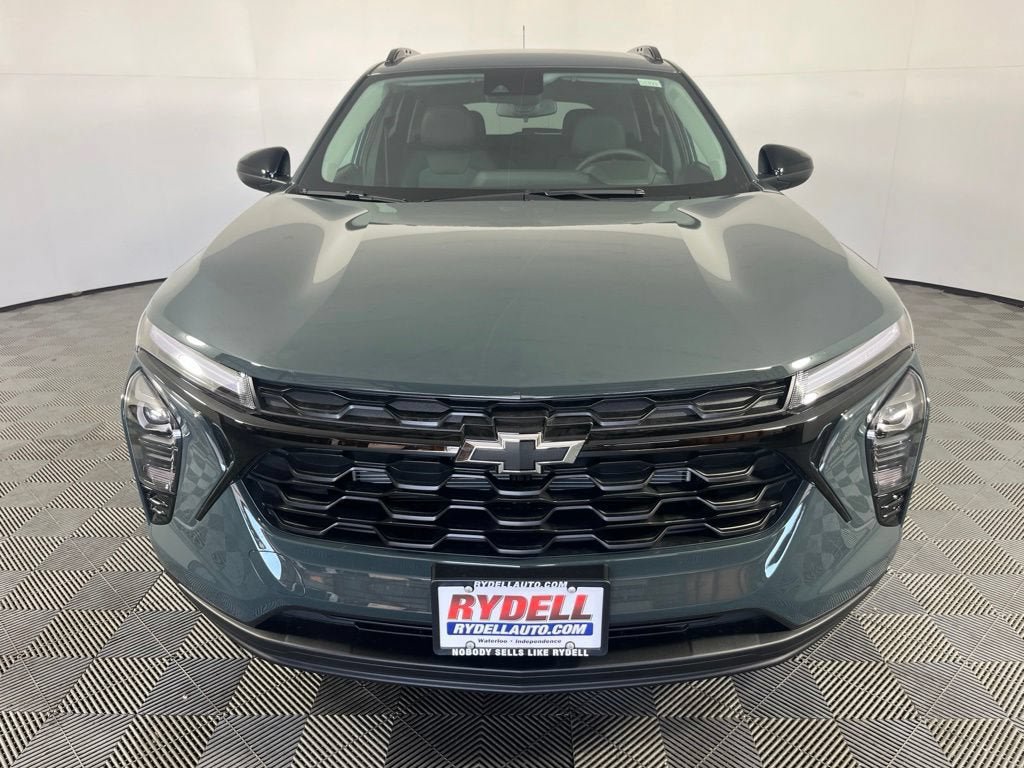 New 2026 Chevrolet Trax LT w/ Driver Confidence Package FWD image 12