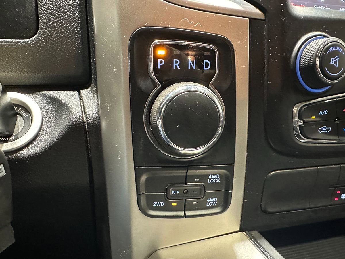 Used 2020 RAM 1500 Classic Warlock AWD/4WD image 31