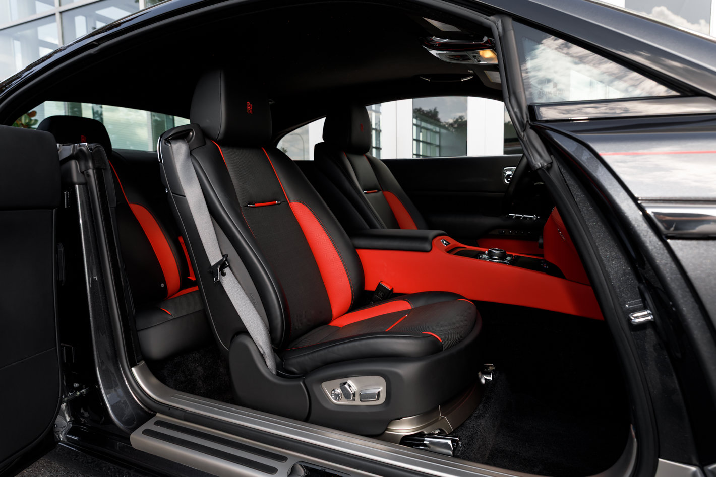 Certified 2019 Rolls-Royce Wraith RWD image 40