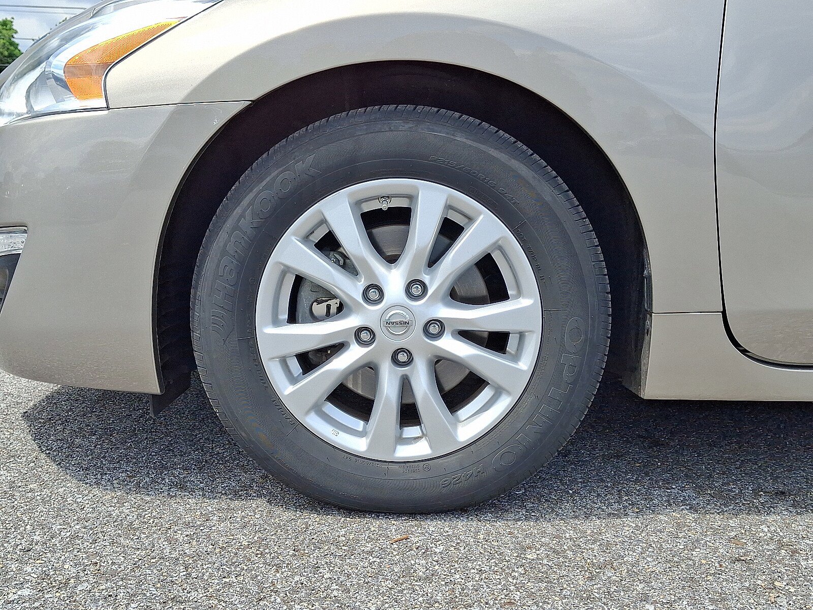 Used 2014 Nissan Altima 2.5 S w/ Sport Value Package FWD image 9