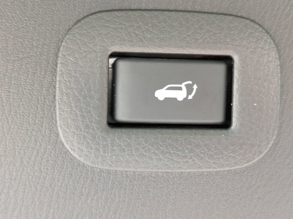 Used 2023 INFINITI QX80 Premium Select w/ All-Season Package RWD image 14