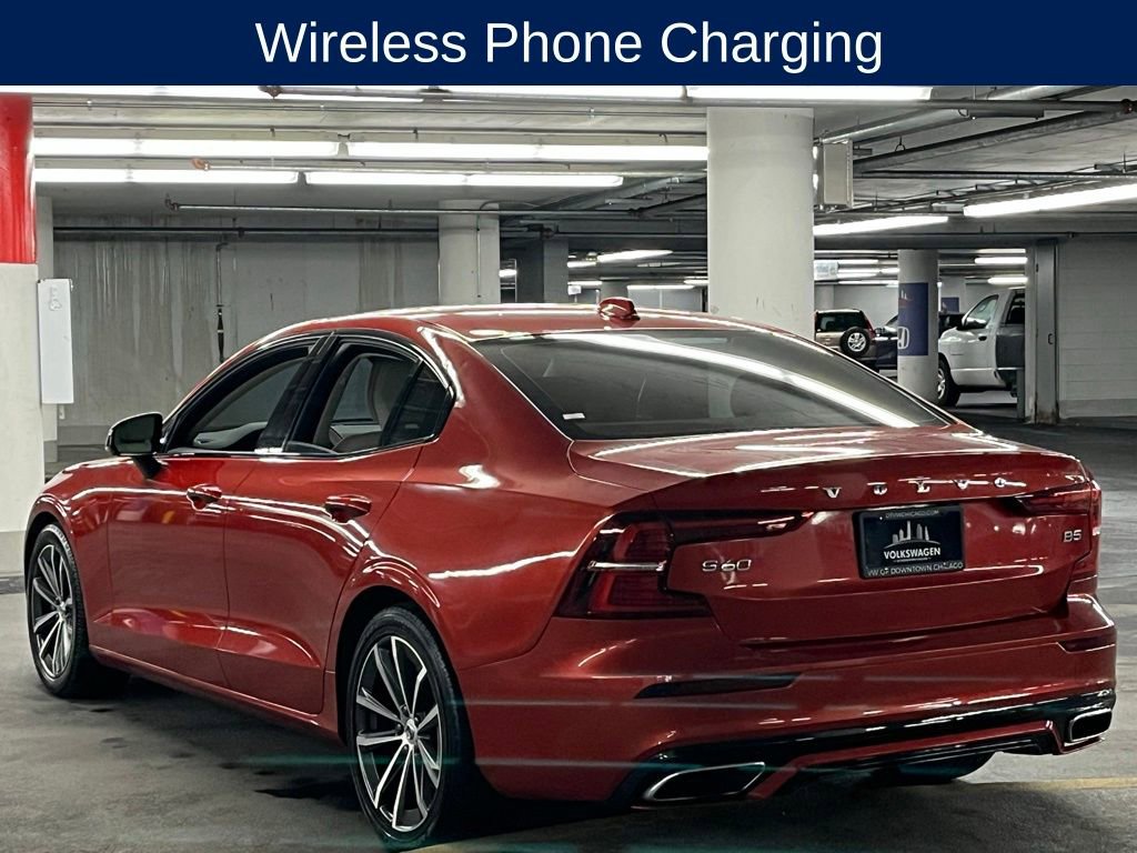 Used 2022 Volvo S60 B5 Momentum w/ Premium Package image 5