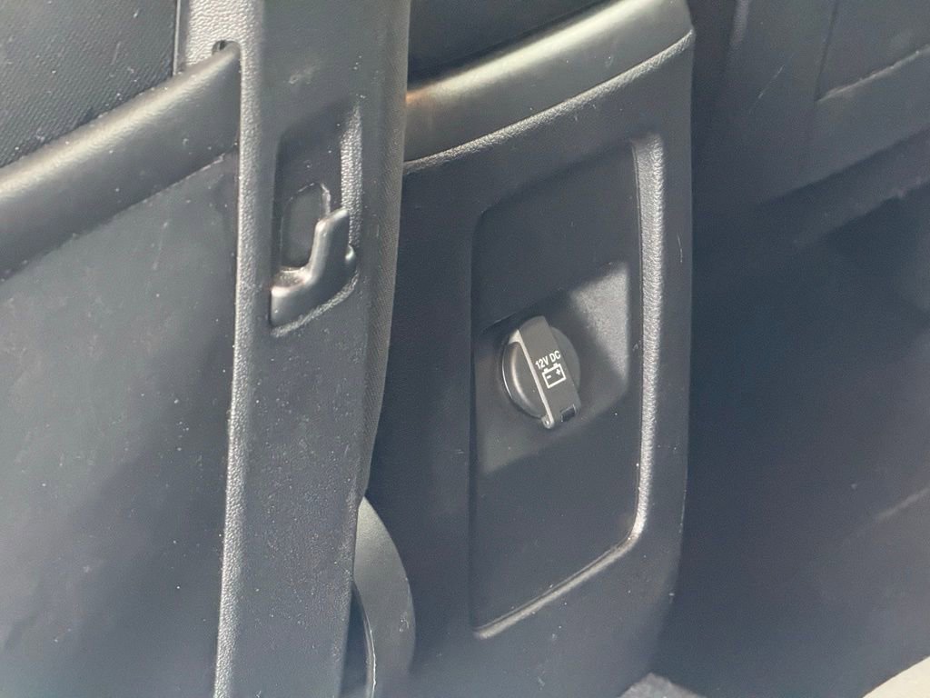 Used 2020 Dodge Journey SE w/ SE Popular Equipment Group image 26