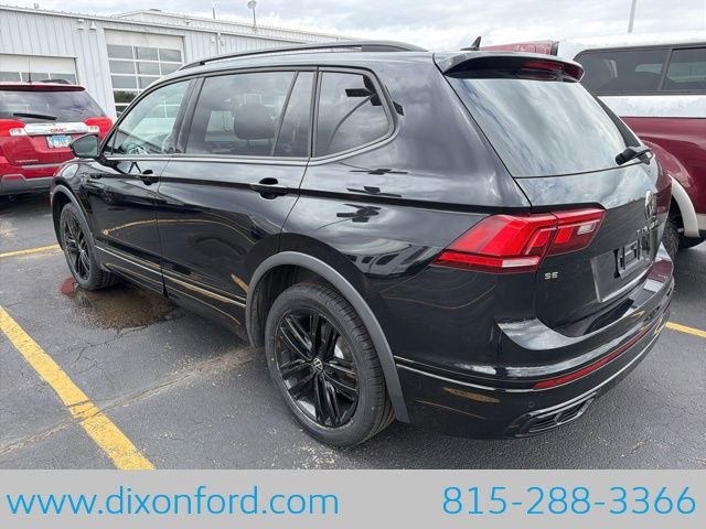 Used 2022 Volkswagen Tiguan SE R-Line AWD/4WD image 3