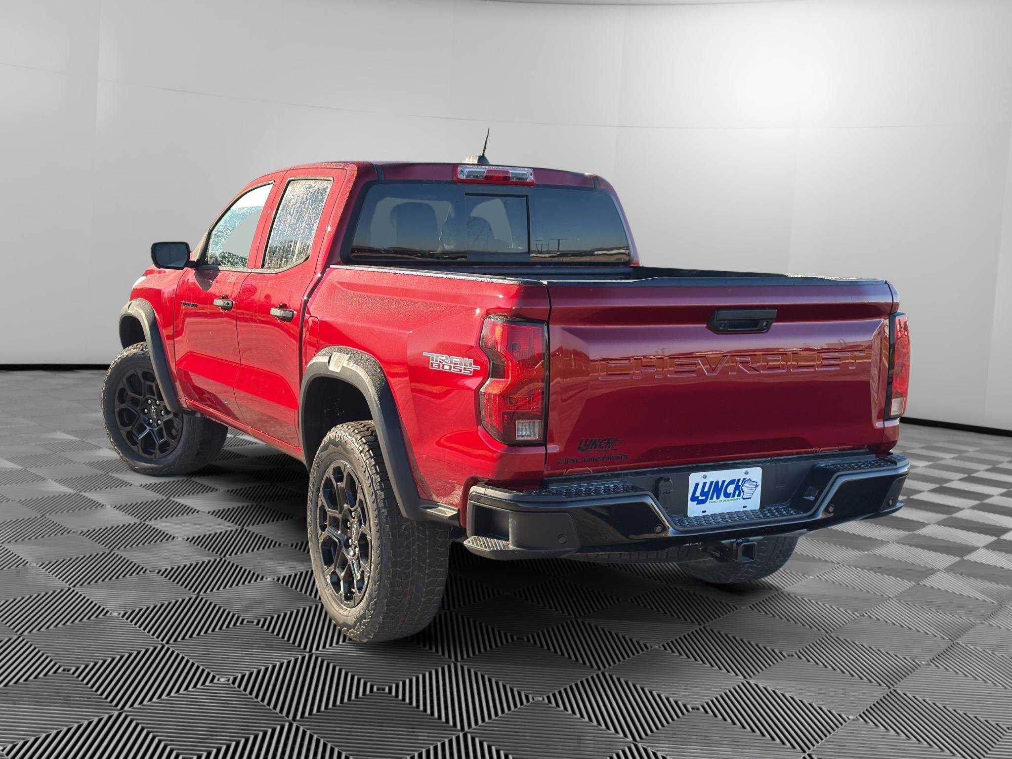 New 2026 Chevrolet Colorado Trail Boss AWD/4WD image 2