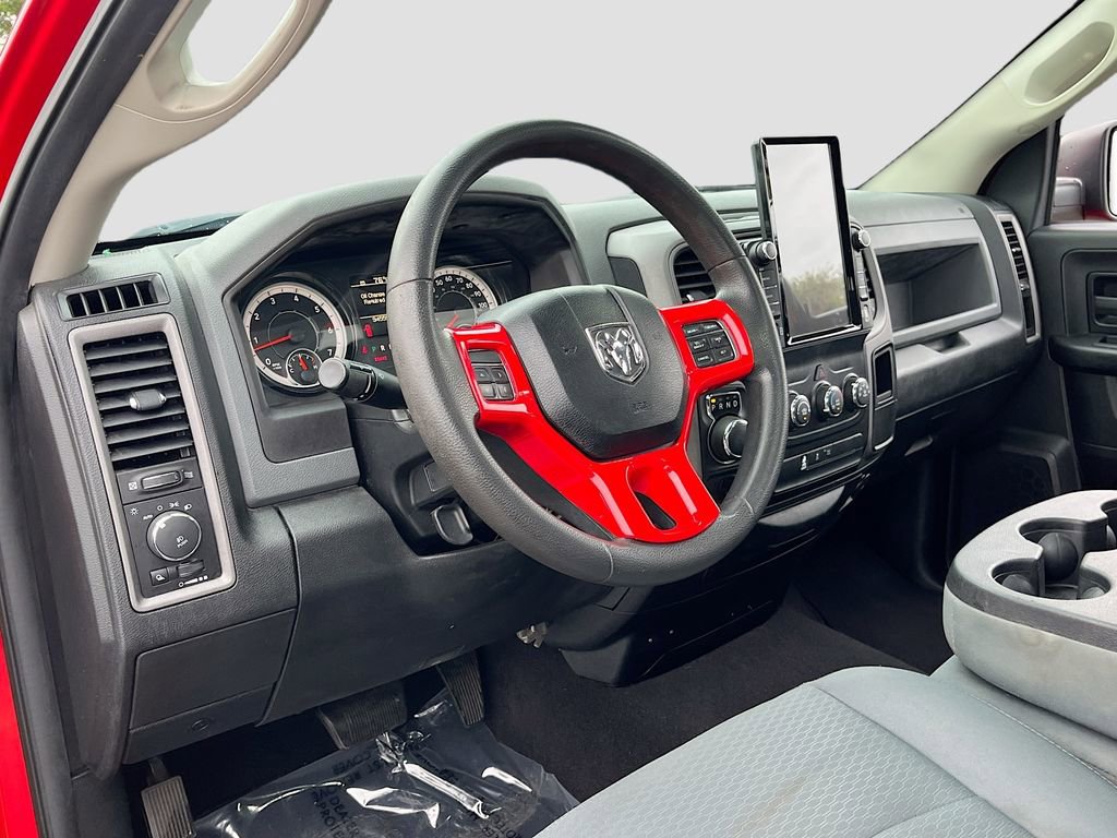 Used 2018 RAM 1500 Express RWD image 9