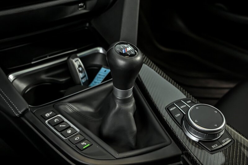 Used 2020 BMW M4 Coupe w/ Executive Package RWD image 31