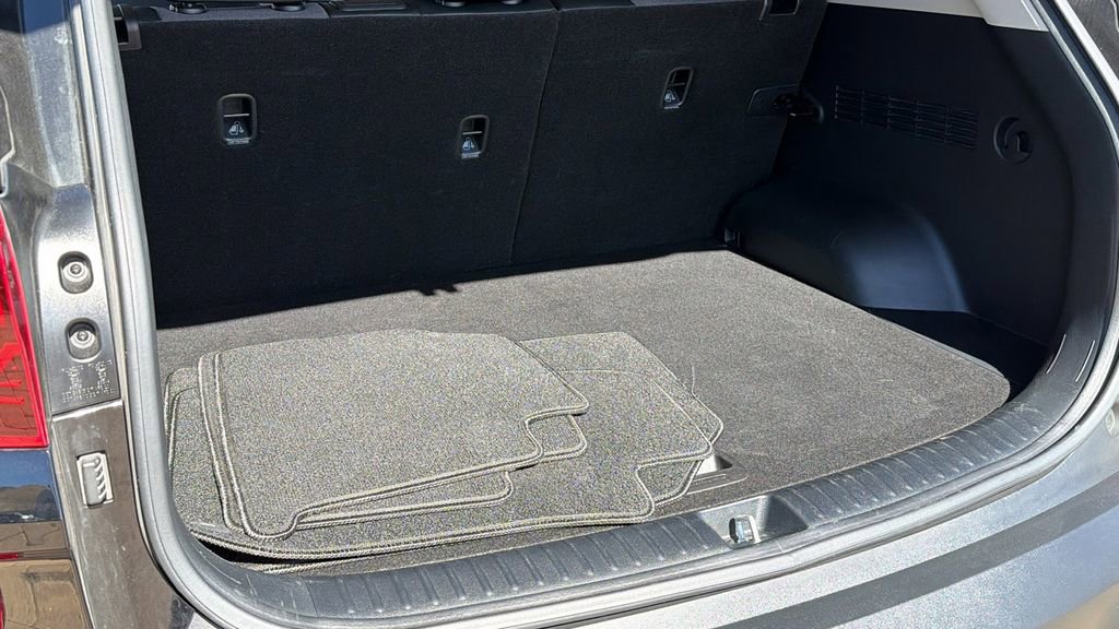 Used 2022 Kia Seltos S image 27