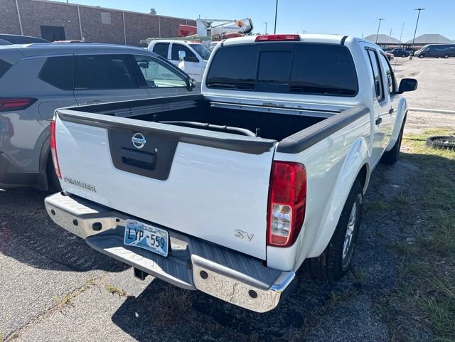 Used 2016 Nissan Frontier SV w/ SV Value Truck Package RWD image 4