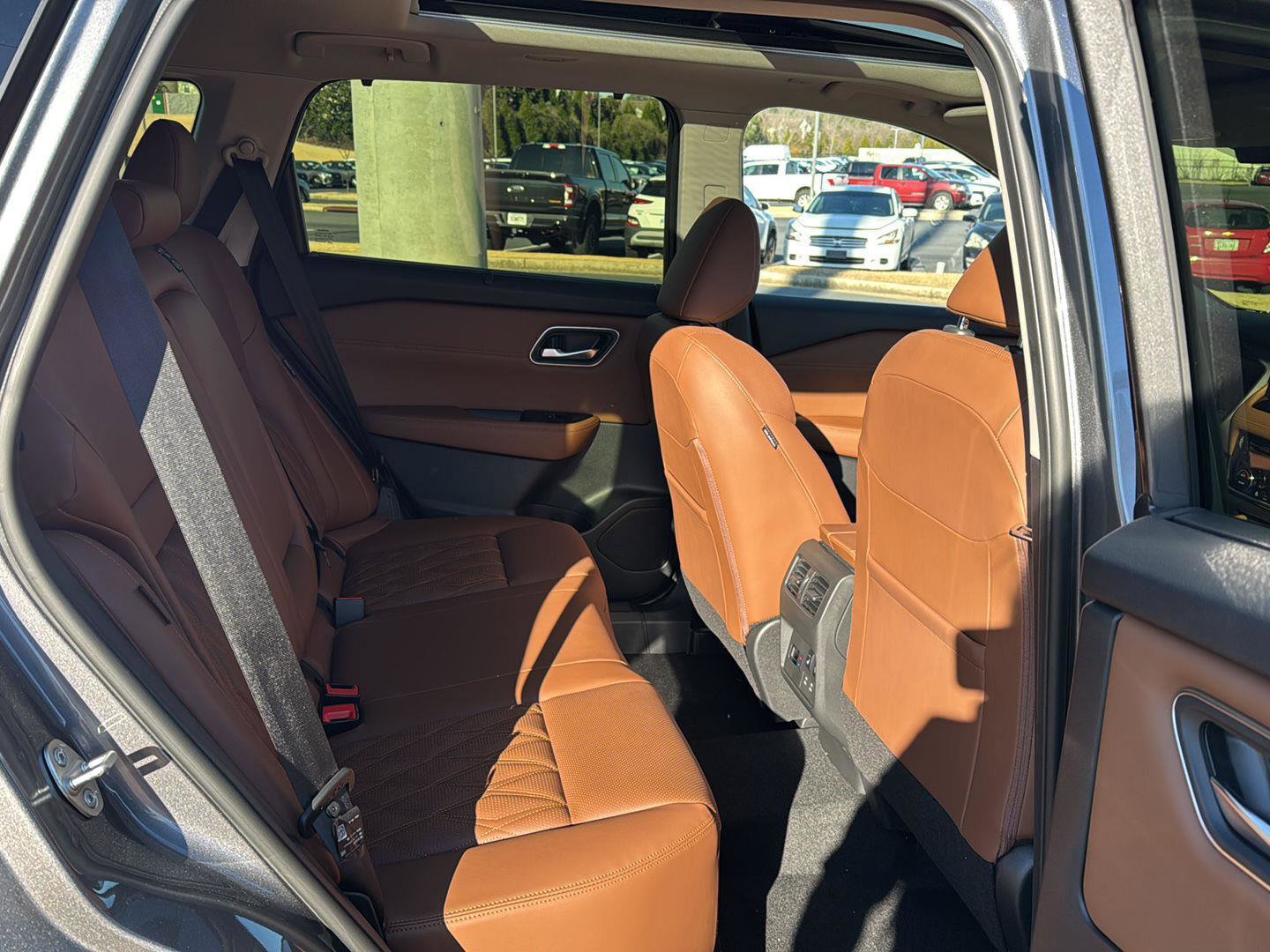 New 2026 Nissan Rogue Platinum w/ Platinum Premium Package image 11