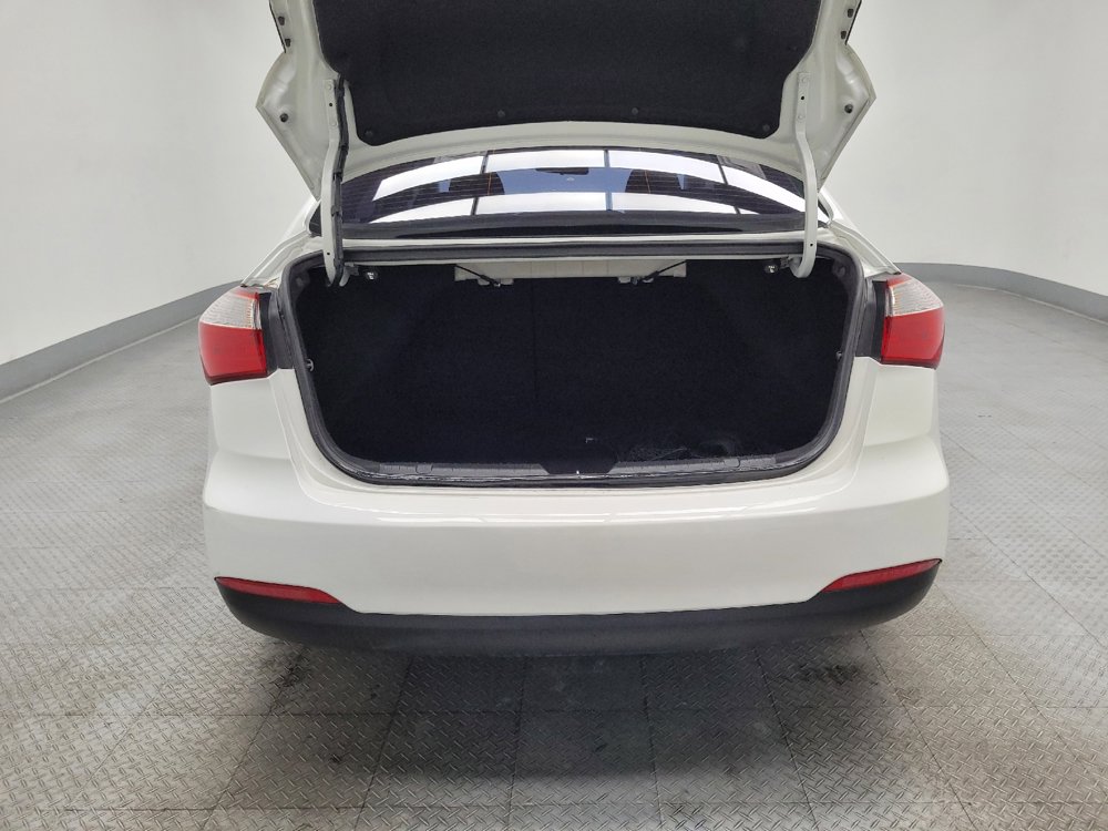 Used 2016 Kia Forte LX image 29