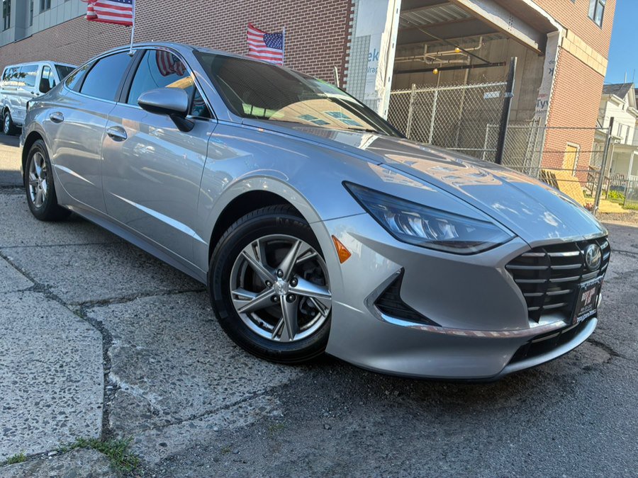Used 2021 Hyundai Sonata SE FWD image 3
