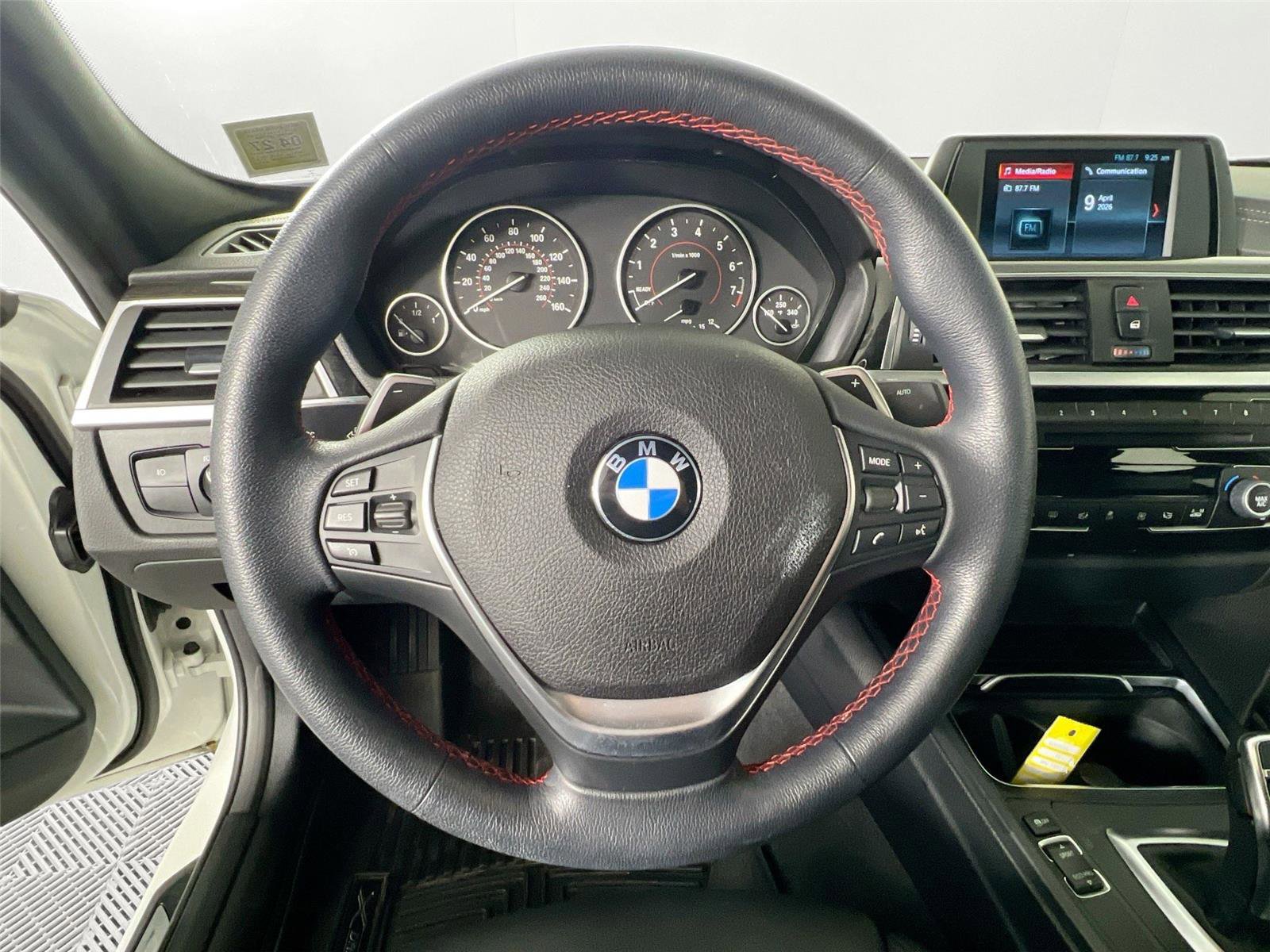Used 2018 BMW 330i xDrive Sedan w/ Convenience Package image 11