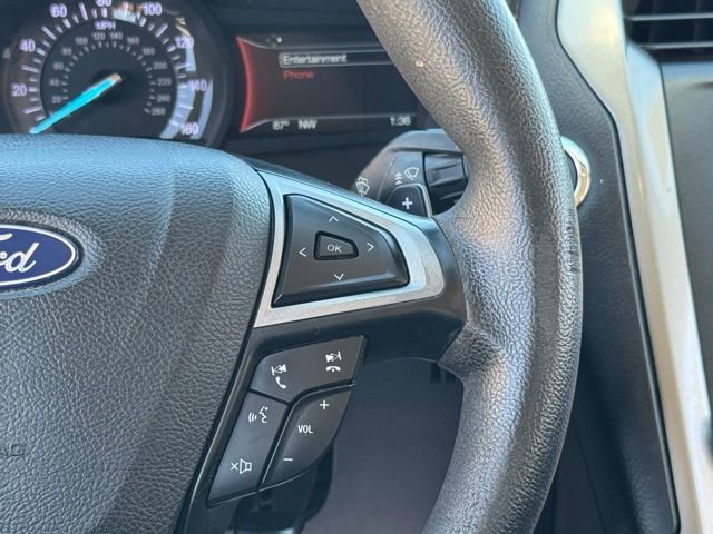 Used 2018 Ford Fusion SE w/ Fusion SE Technology Package image 18