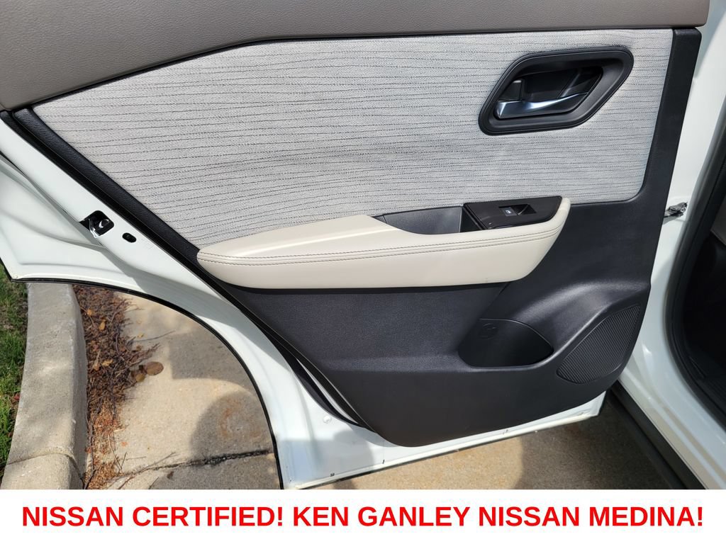 Certified 2023 Nissan Rogue SV AWD/4WD image 41