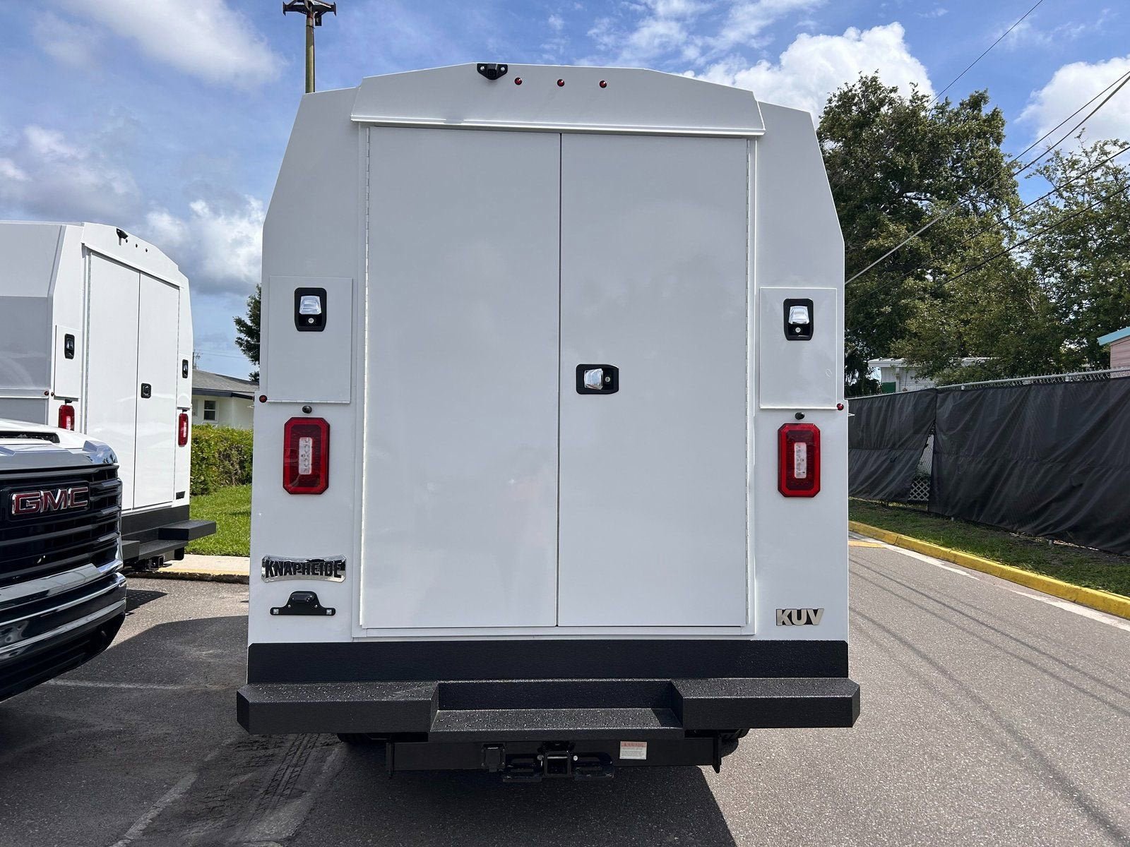 New 2025 GMC Savana 3500 w/ Power Convenience Package image 7
