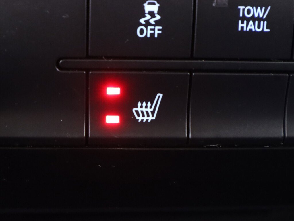 Used 2016 RAM 1500 Sport w/ Sport Premium Group image 24