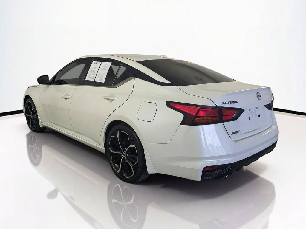 Used 2024 Nissan Altima 2.5 SR FWD image 7