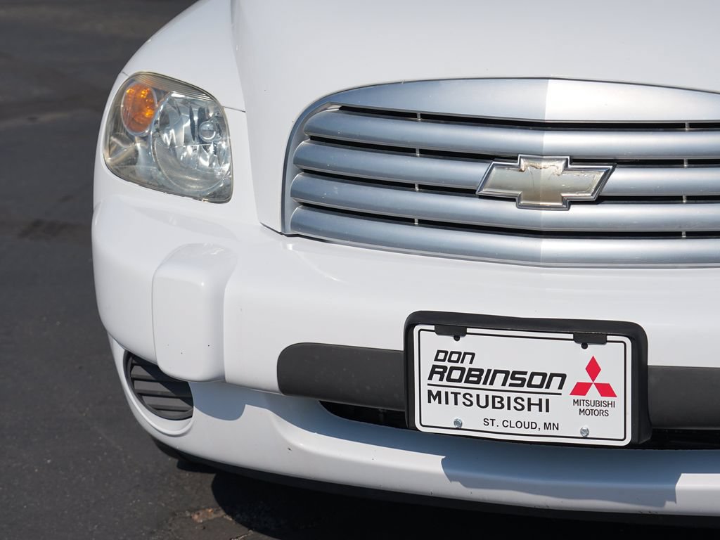 Used 2010 Chevrolet HHR LS FWD image 9