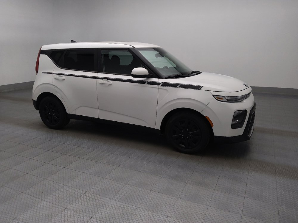 Used 2020 Kia Soul LX image 11