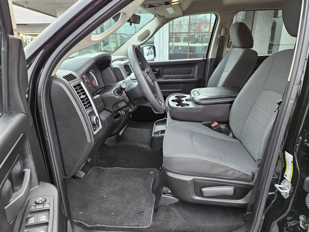 Used 2024 RAM 1500 Tradesman w/ Tradesman SXT Package image 13