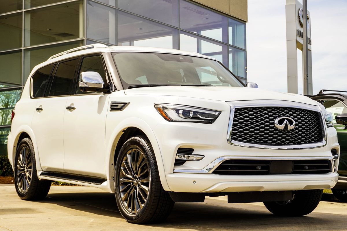 Certified 2023 INFINITI QX80 Sensory w/ Cargo Package image 4