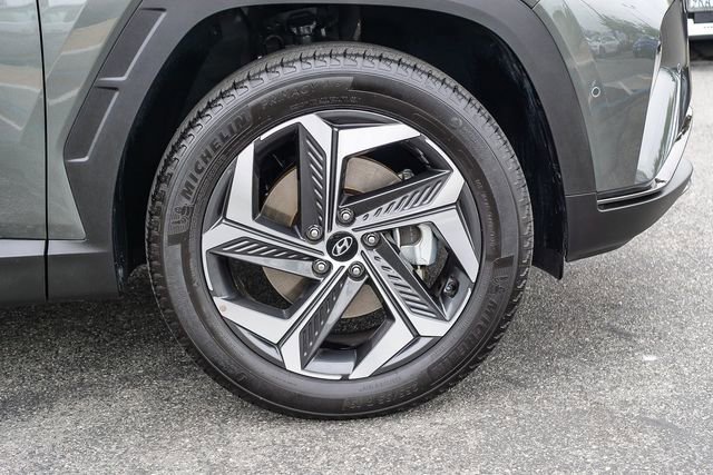 Certified 2023 Hyundai Tucson Limited AWD/4WD image 10
