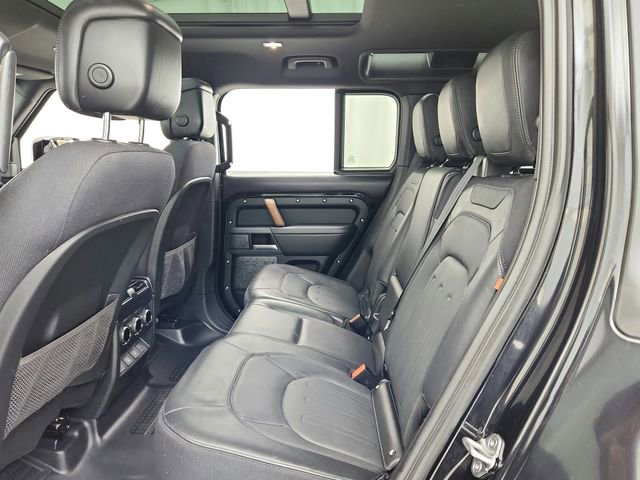 Used 2023 Land Rover Defender 110 X image 37